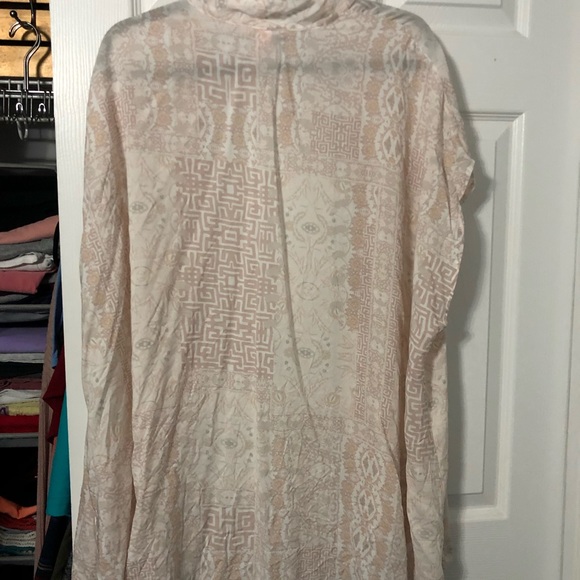 Victoria’s Secret Robe - Picture 3 of 3